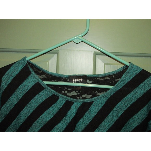 By & By Women's Teal & Black Striped Dolman Short Sleeve Pullover Blouse Size M - Picture 2 of 12